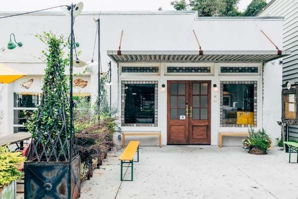 Leon's Oyster Shop Charleston Seafood
