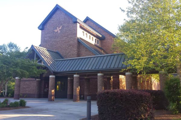 Holy Spirit Catholic Church near Kiawah