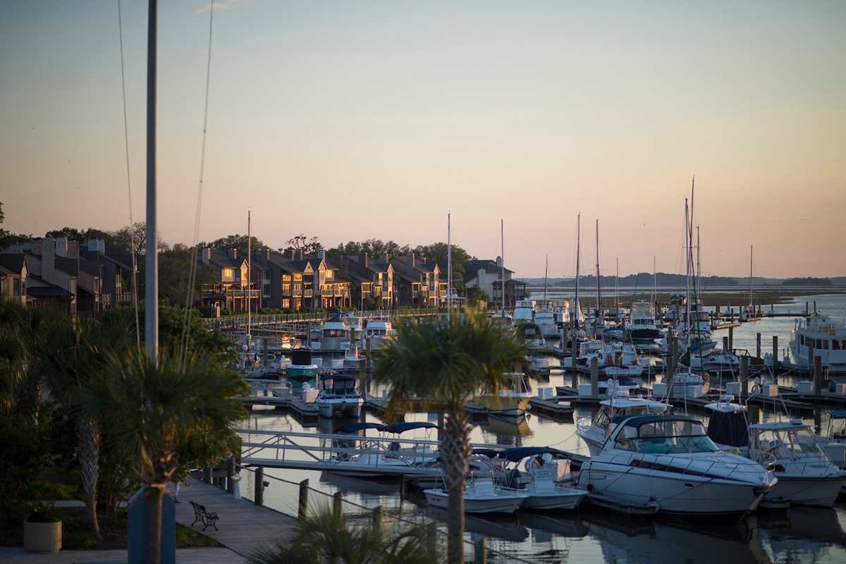 Bohicket Marina Restaurants