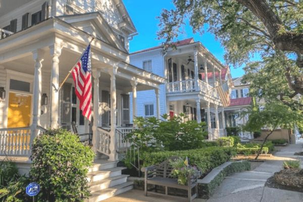 Real Estate Near Farmers Markets