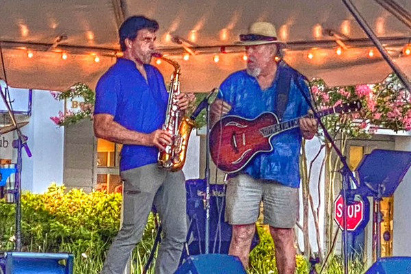 Music on the Green Freshfields VIllage