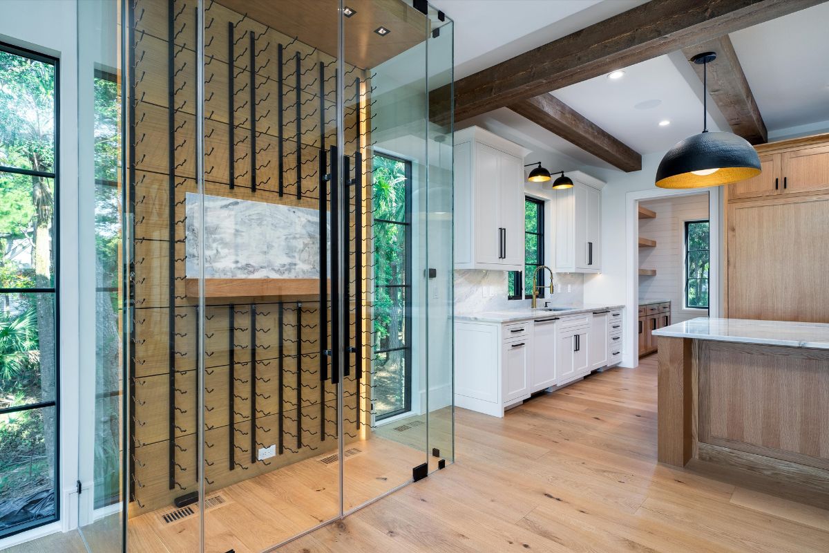 22 Airy Hall Chilled Wine Display